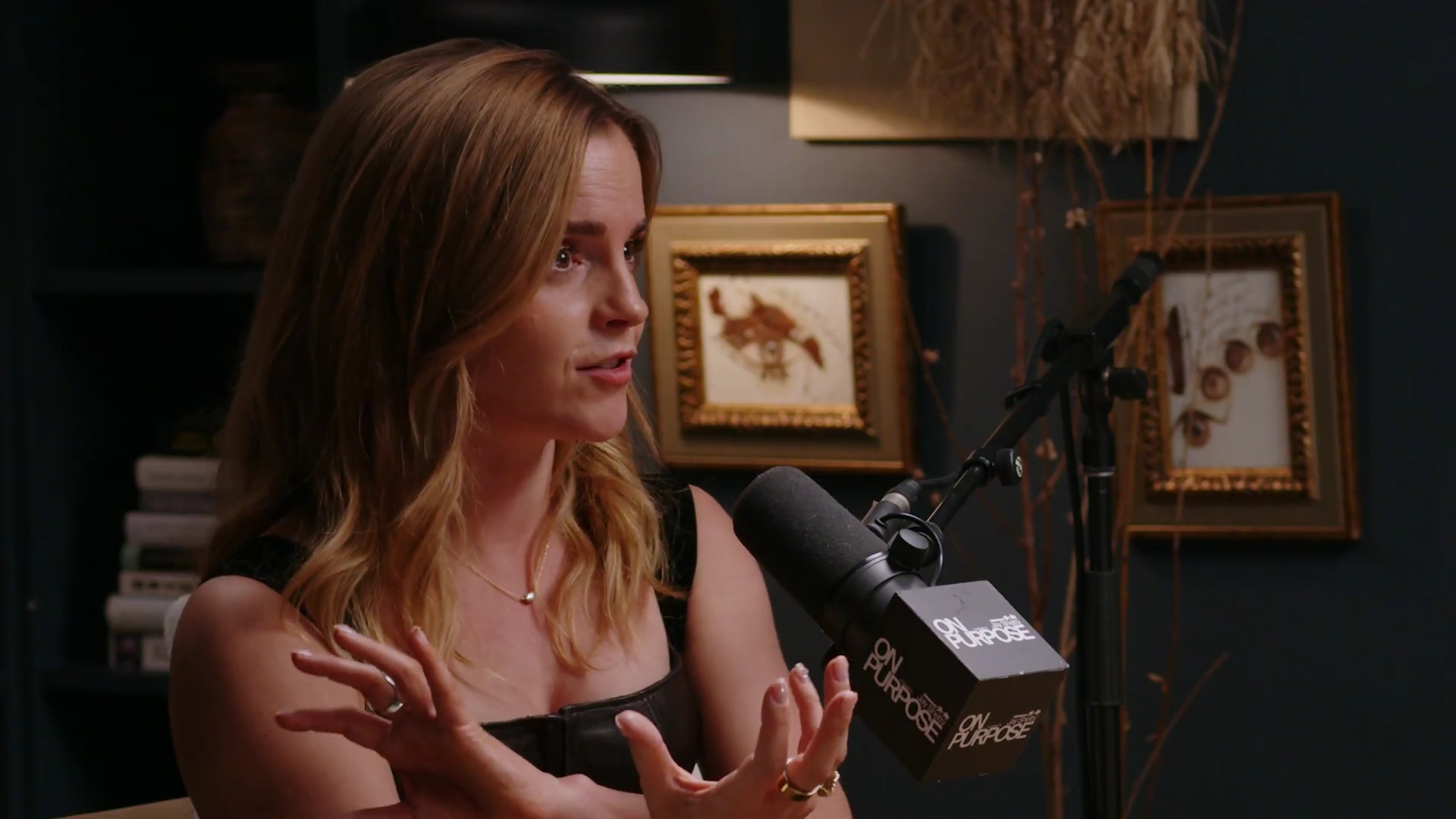 EmmaWatsonFan-dot-nl_2025OnPurposeWithJayShetty1987.jpg