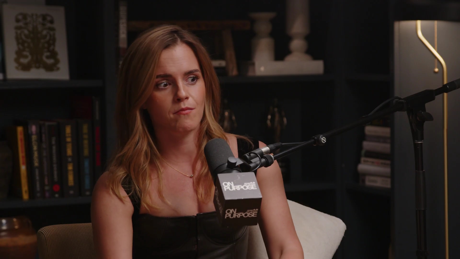 EmmaWatsonFan-dot-nl_2025OnPurposeWithJayShetty2054.jpg