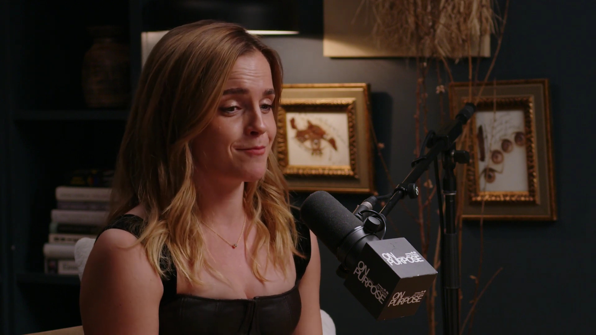 EmmaWatsonFan-dot-nl_2025OnPurposeWithJayShetty2065.jpg