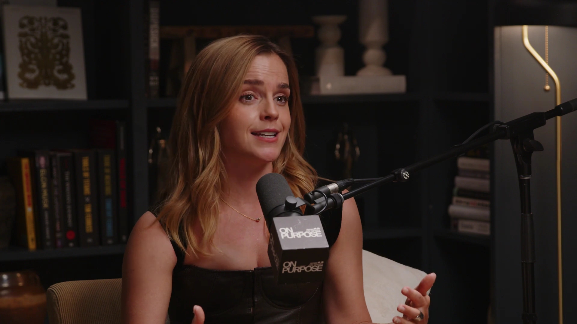 EmmaWatsonFan-dot-nl_2025OnPurposeWithJayShetty2094.jpg