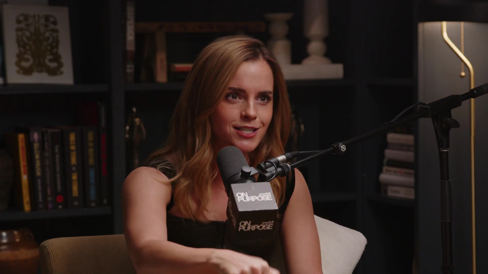 EmmaWatsonFan-dot-nl_2025OnPurposeWithJayShetty2115.jpg
