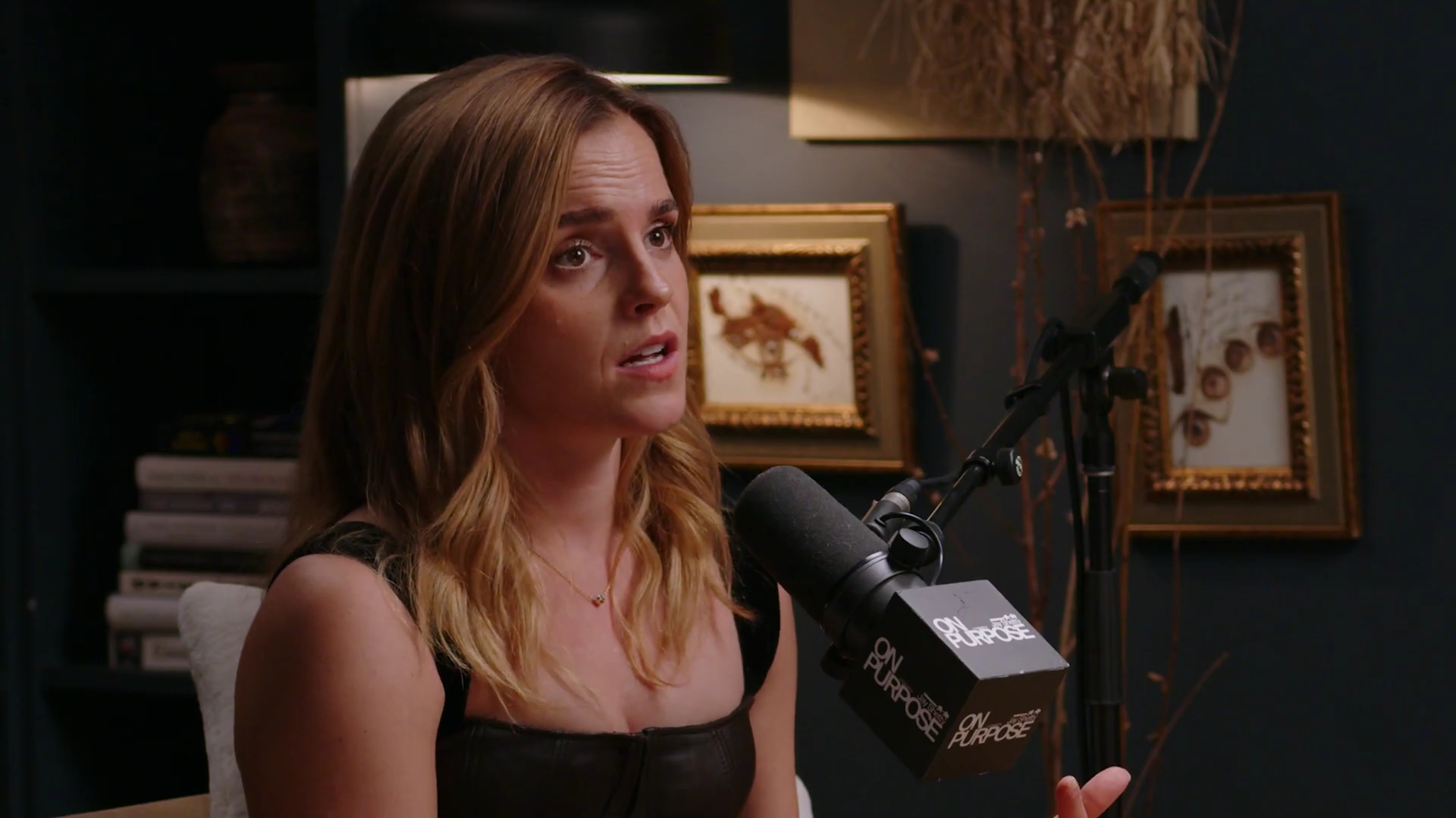 EmmaWatsonFan-dot-nl_2025OnPurposeWithJayShetty2129.jpg