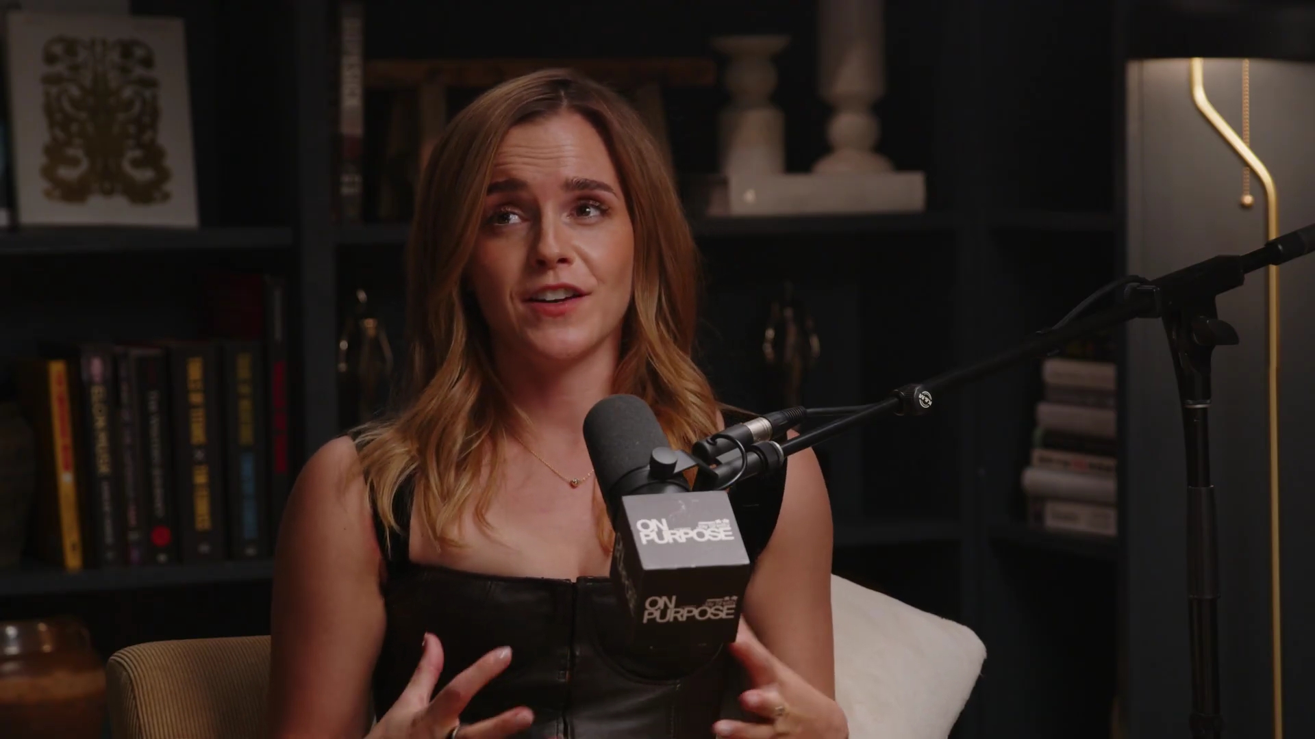 EmmaWatsonFan-dot-nl_2025OnPurposeWithJayShetty2183.jpg