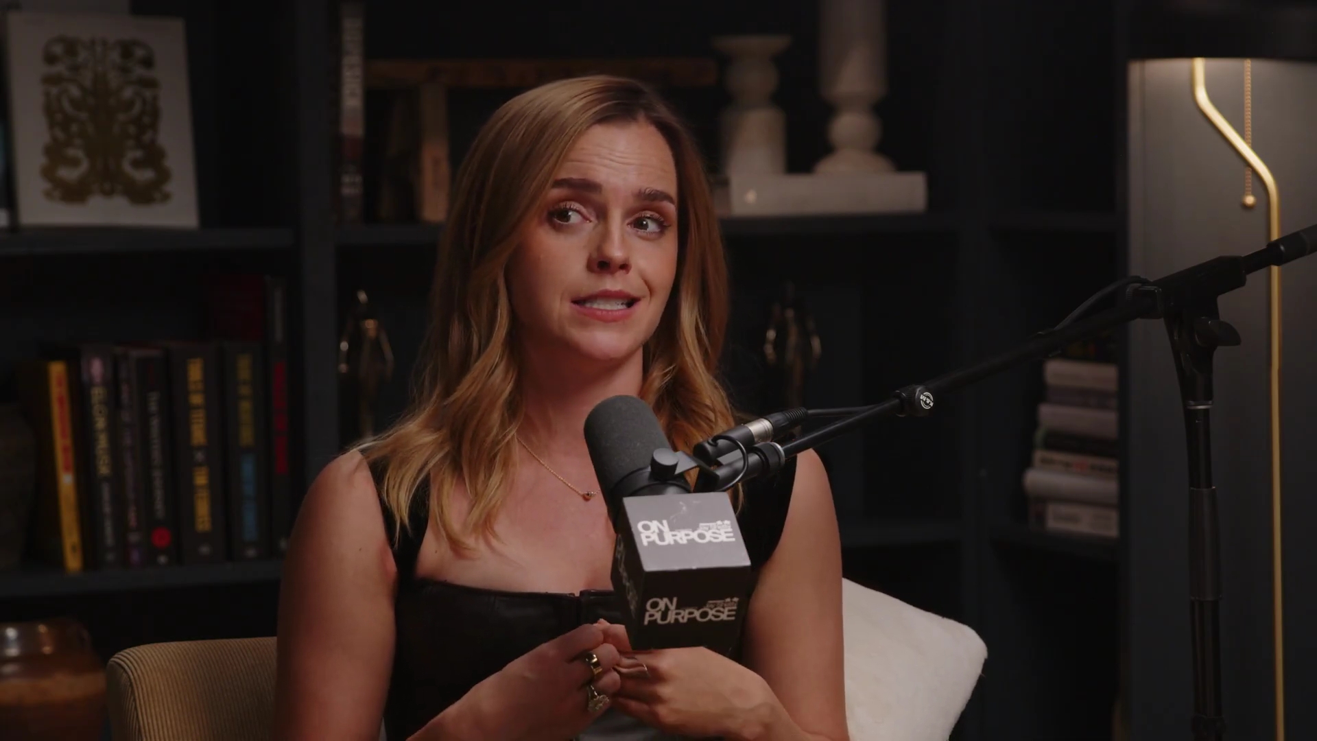 EmmaWatsonFan-dot-nl_2025OnPurposeWithJayShetty2268.jpg