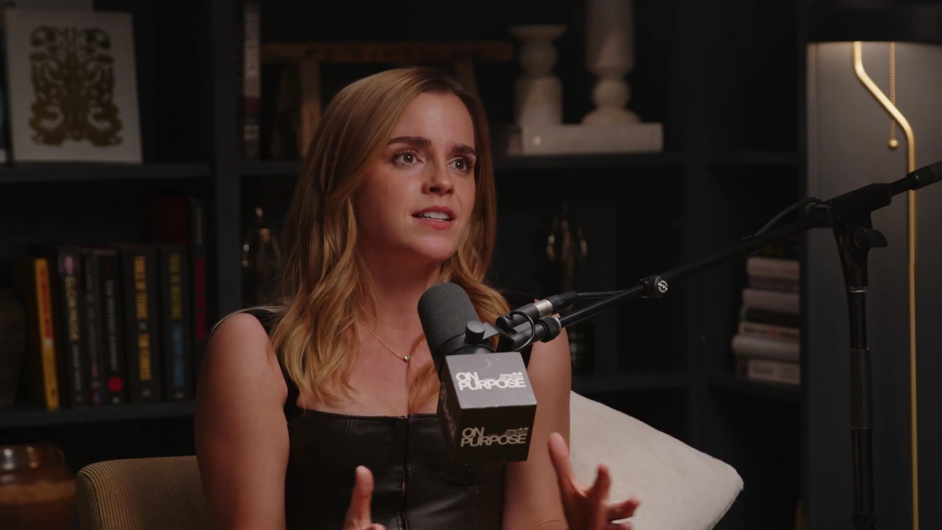 EmmaWatsonFan-dot-nl_2025OnPurposeWithJayShetty2307.jpg