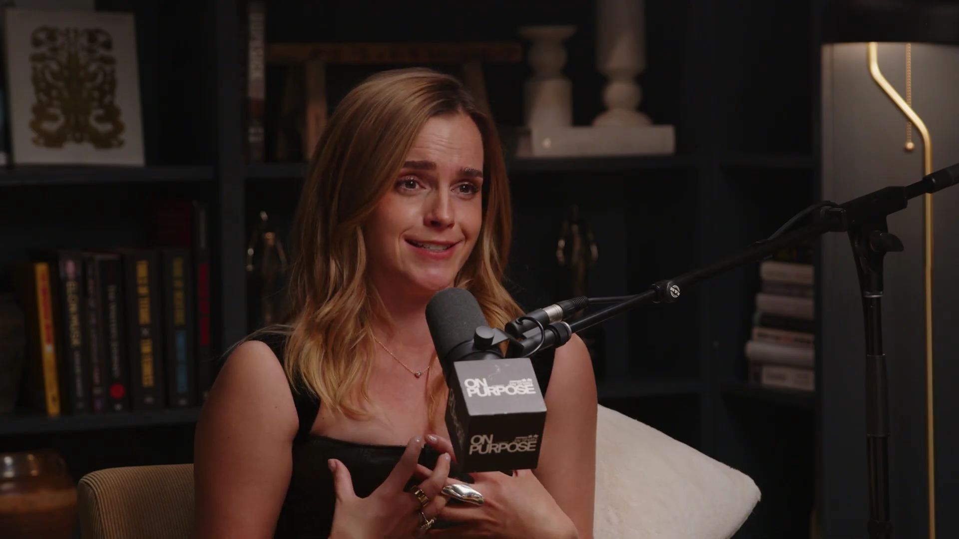 EmmaWatsonFan-dot-nl_2025OnPurposeWithJayShetty2380.jpg
