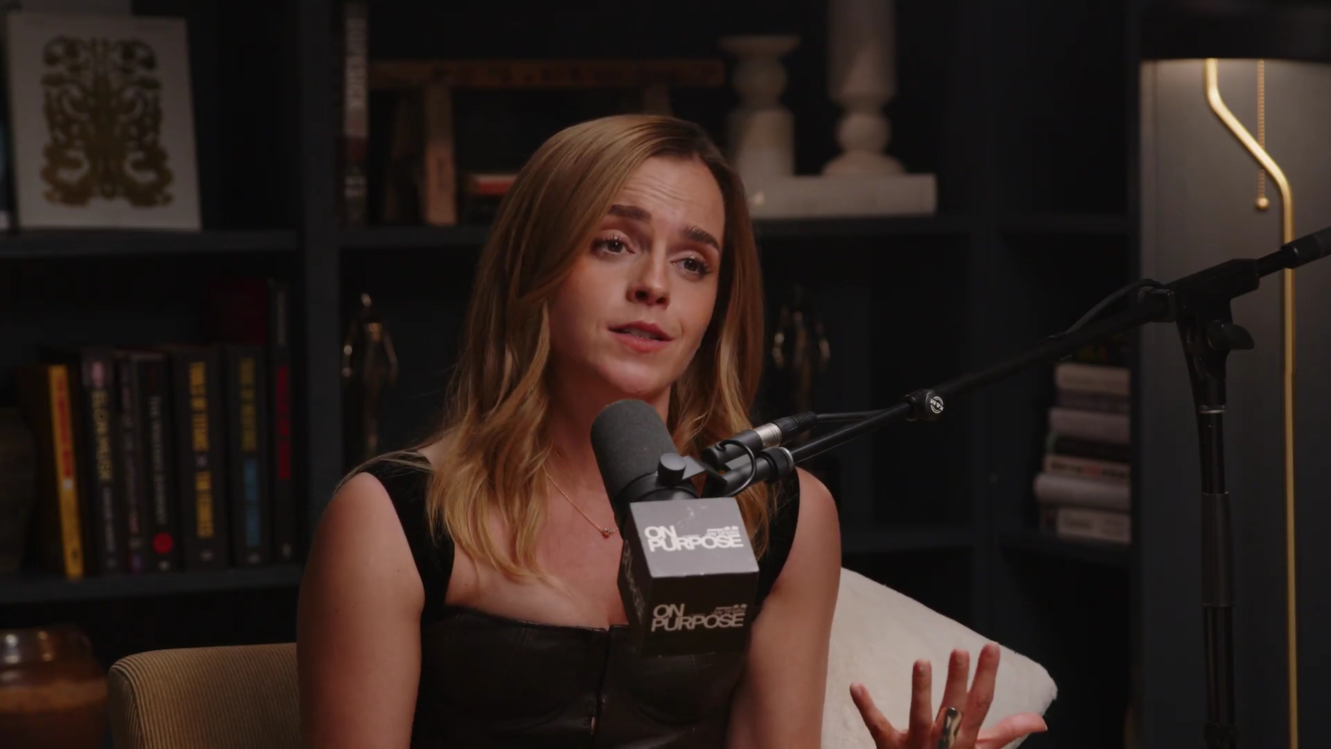 EmmaWatsonFan-dot-nl_2025OnPurposeWithJayShetty2390.jpg