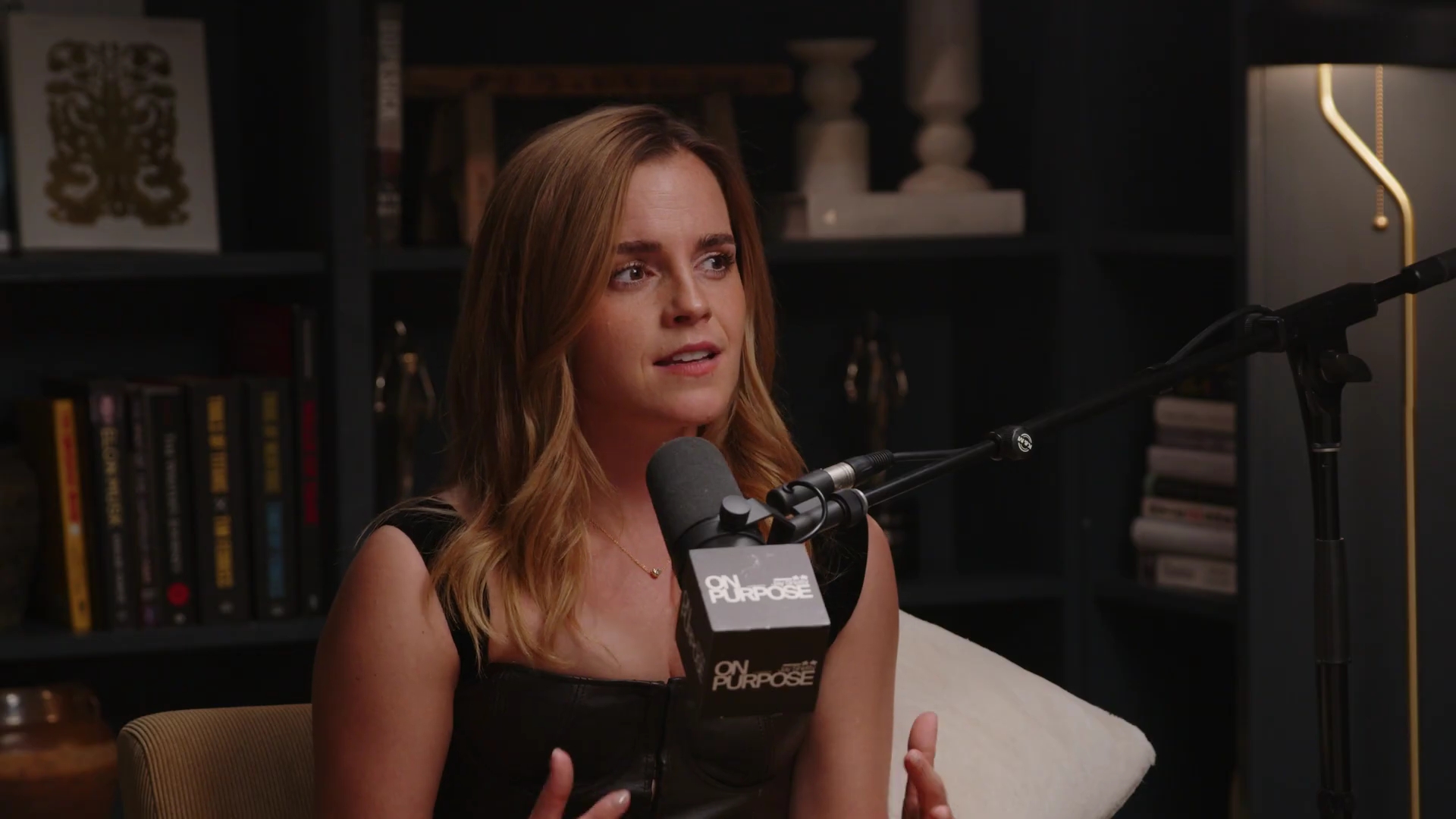 EmmaWatsonFan-dot-nl_2025OnPurposeWithJayShetty2430.jpg