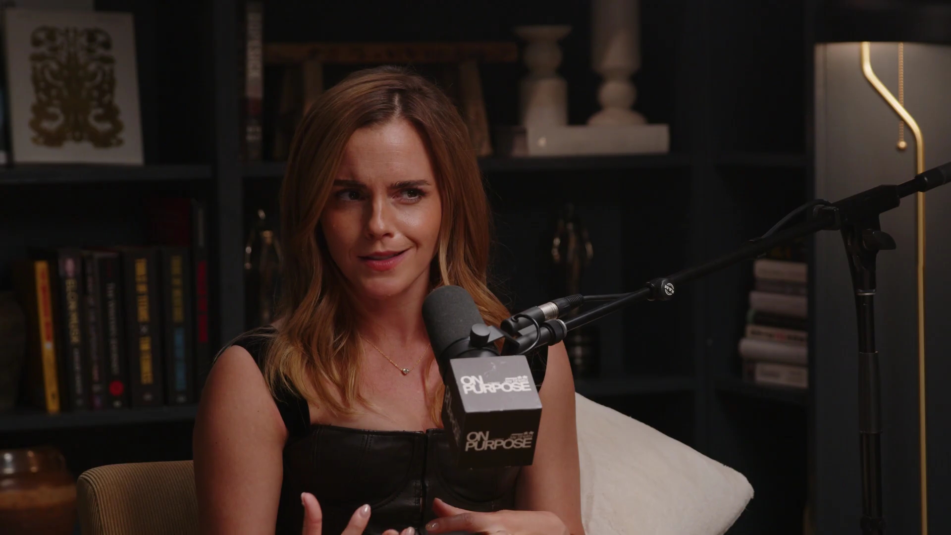 EmmaWatsonFan-dot-nl_2025OnPurposeWithJayShetty2448.jpg EmmaWatsonFan-dot-nl_2025OnPurposeWithJayShetty2448.jpg