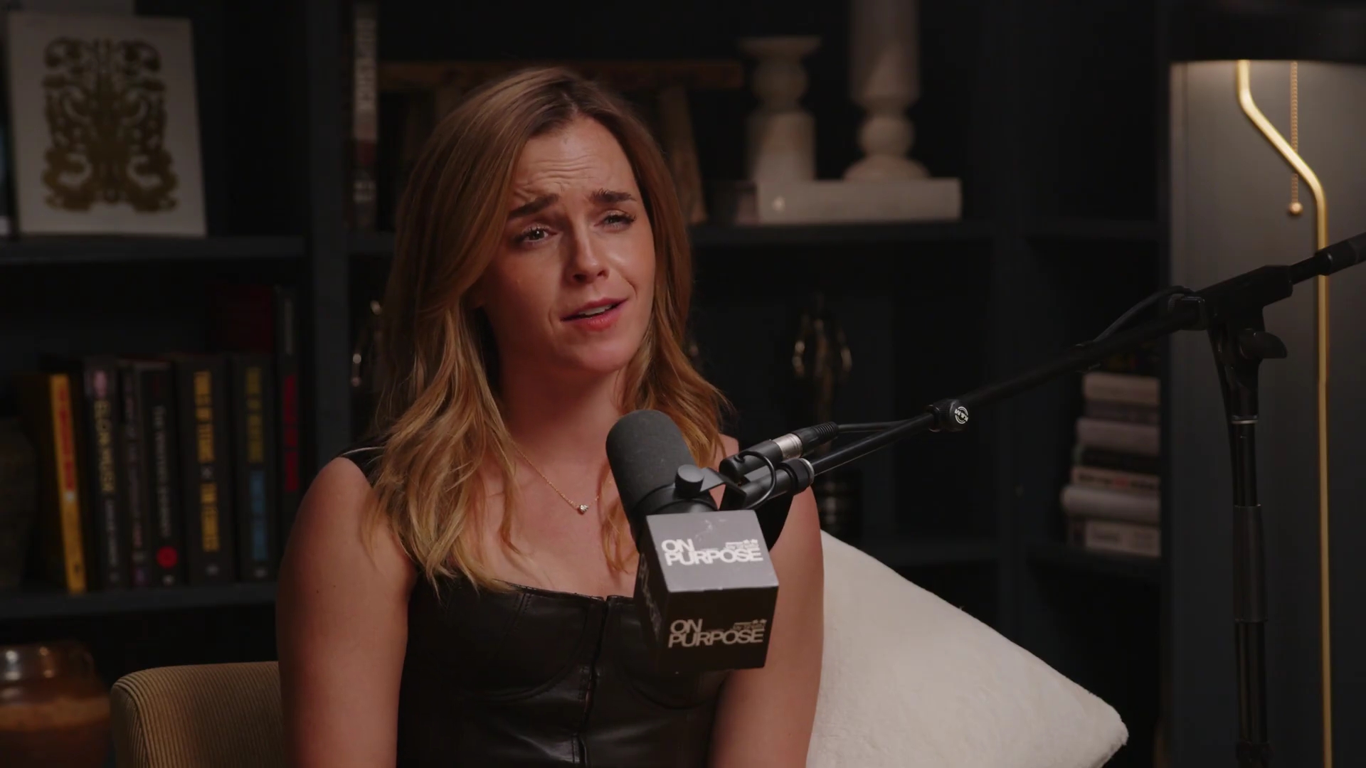 EmmaWatsonFan-dot-nl_2025OnPurposeWithJayShetty2533.jpg EmmaWatsonFan-dot-nl_2025OnPurposeWithJayShetty2533.jpg