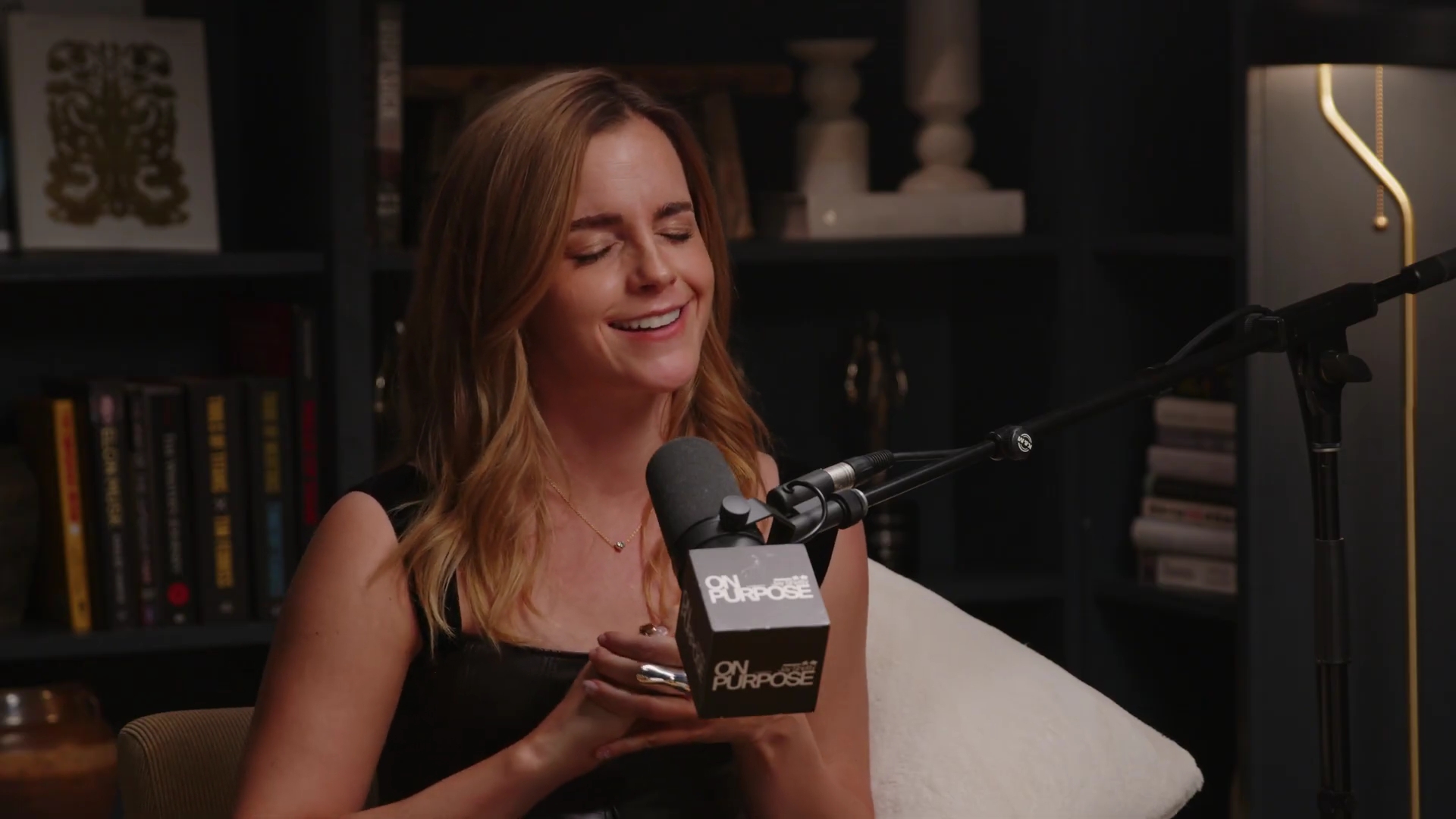 EmmaWatsonFan-dot-nl_2025OnPurposeWithJayShetty2624.jpg