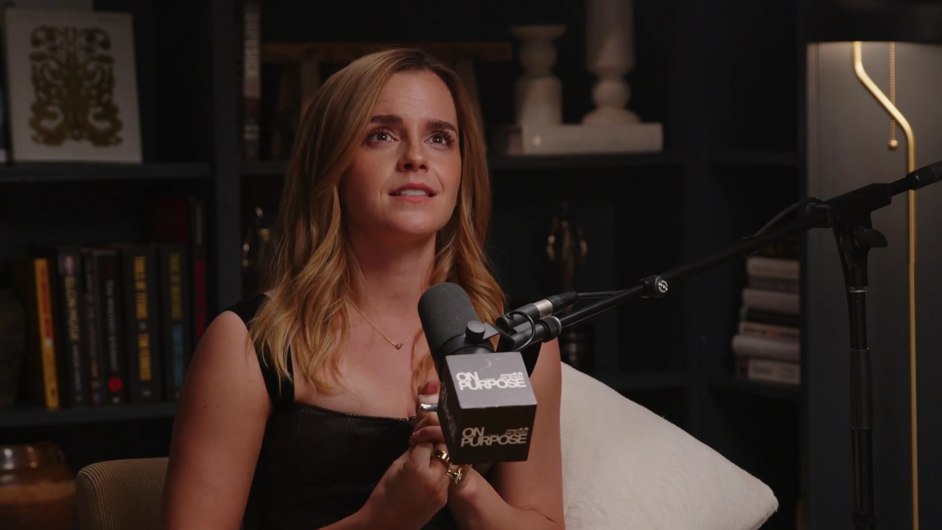 EmmaWatsonFan-dot-nl_2025OnPurposeWithJayShetty2627.jpg EmmaWatsonFan-dot-nl_2025OnPurposeWithJayShetty2627.jpg