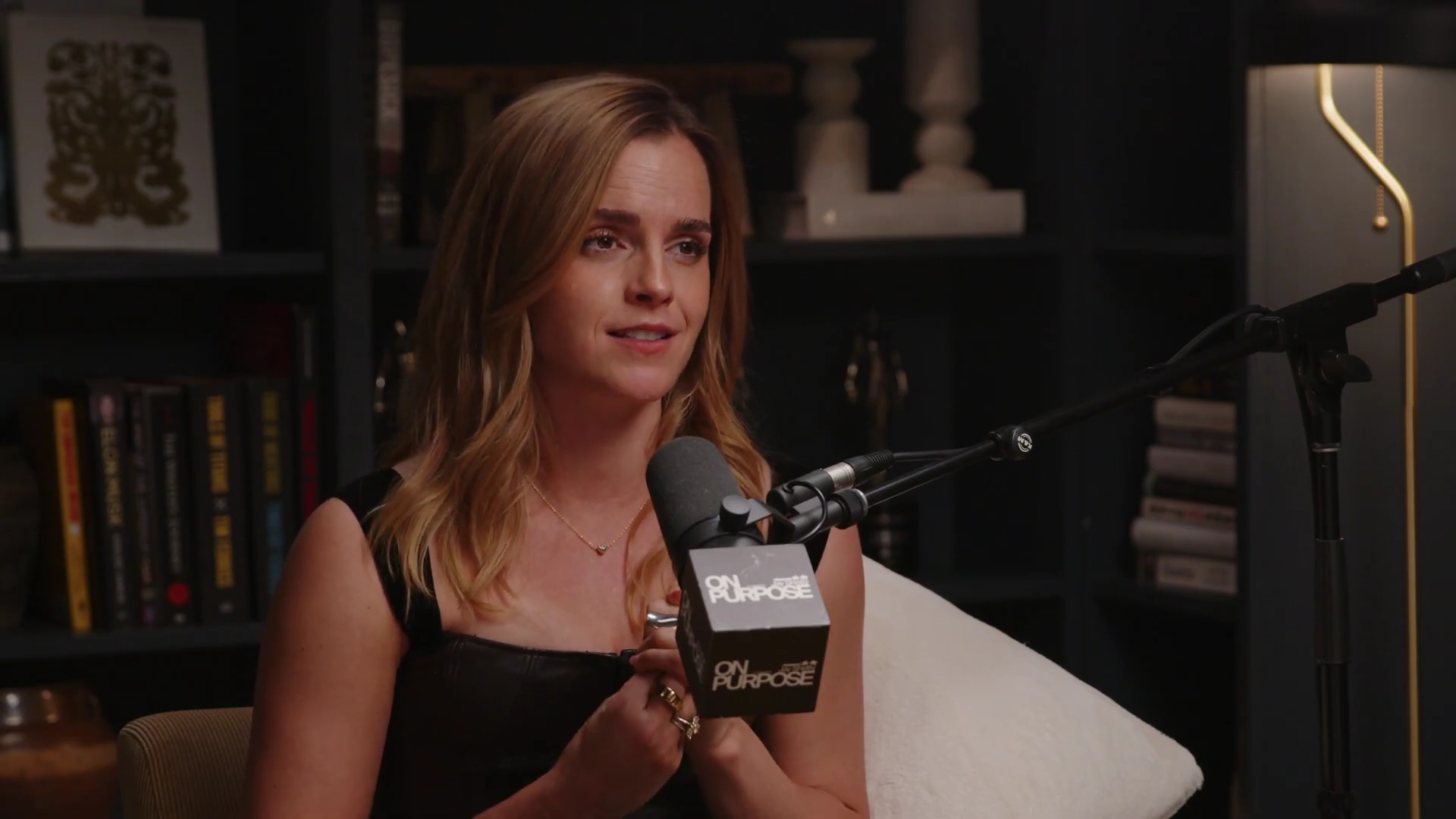 EmmaWatsonFan-dot-nl_2025OnPurposeWithJayShetty2629.jpg