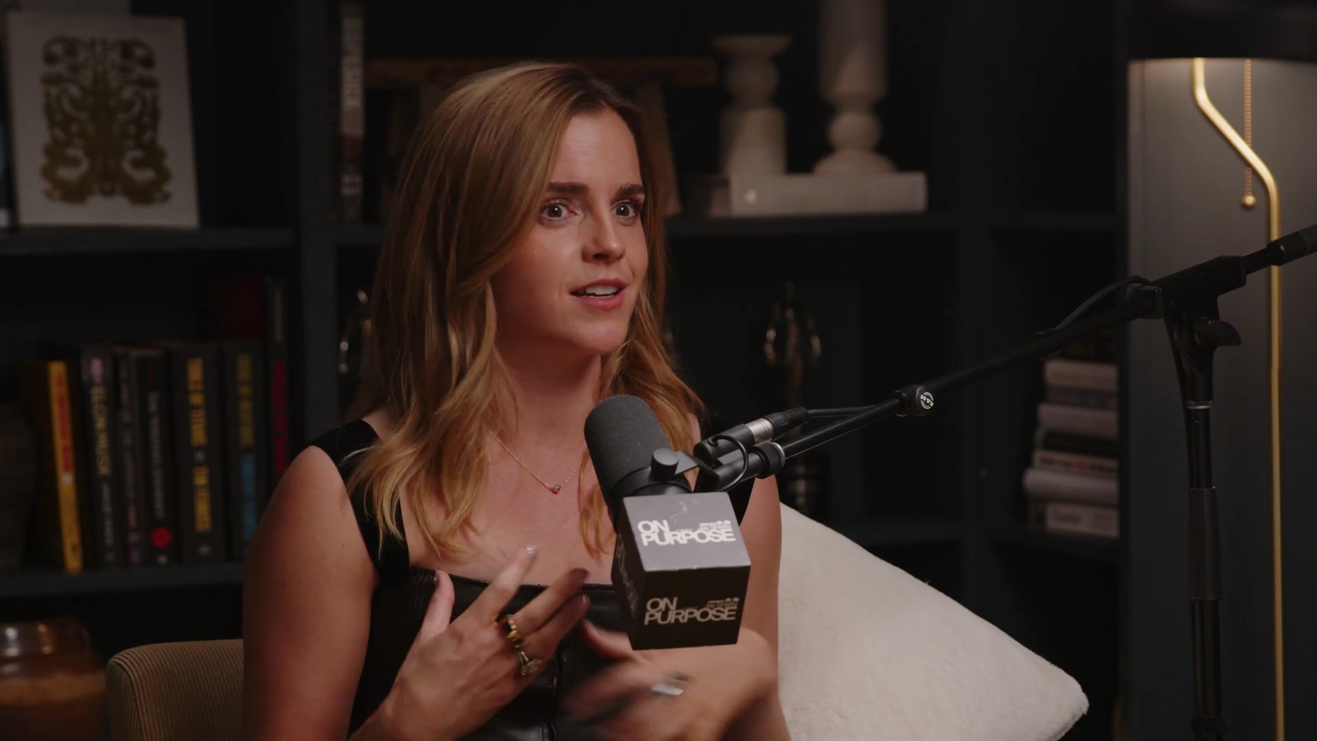 EmmaWatsonFan-dot-nl_2025OnPurposeWithJayShetty2630.jpg