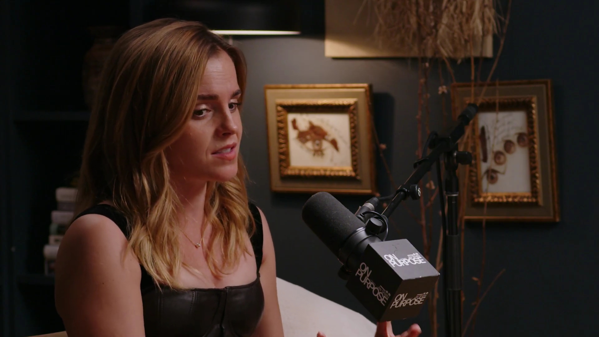 EmmaWatsonFan-dot-nl_2025OnPurposeWithJayShetty2749.jpg