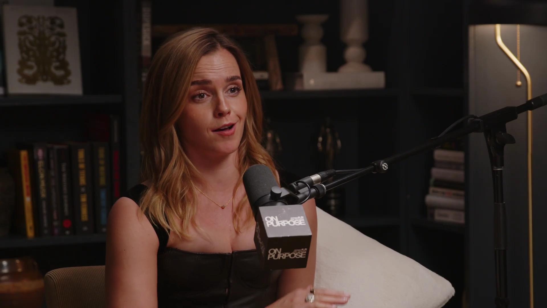 EmmaWatsonFan-dot-nl_2025OnPurposeWithJayShetty2826.jpg EmmaWatsonFan-dot-nl_2025OnPurposeWithJayShetty2826.jpg