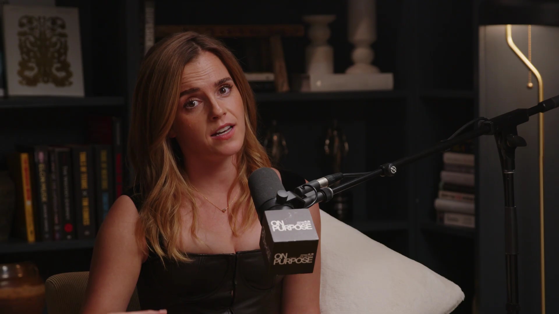 EmmaWatsonFan-dot-nl_2025OnPurposeWithJayShetty3234.jpg