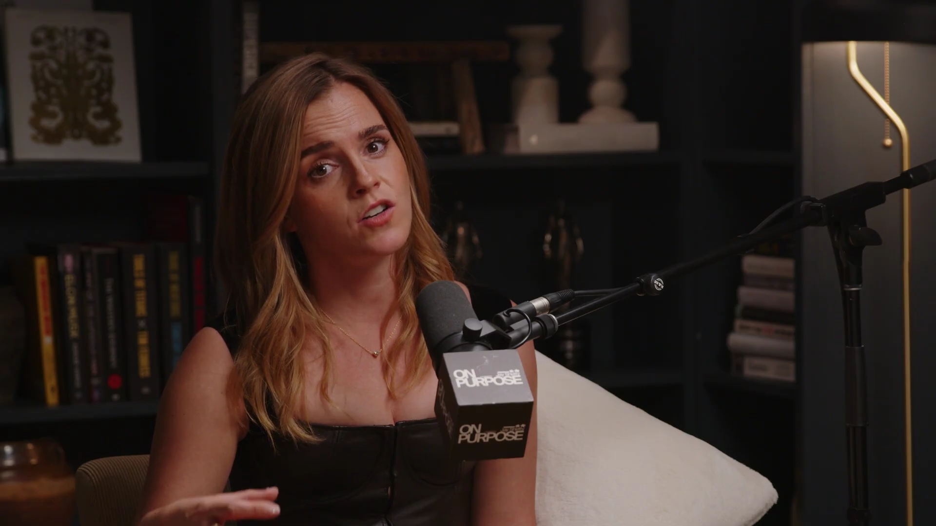 EmmaWatsonFan-dot-nl_2025OnPurposeWithJayShetty3238.jpg