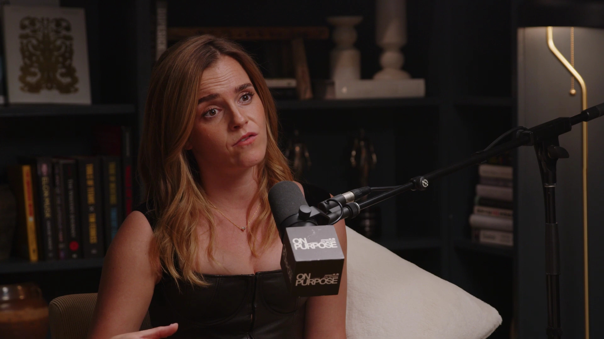 EmmaWatsonFan-dot-nl_2025OnPurposeWithJayShetty3287.jpg