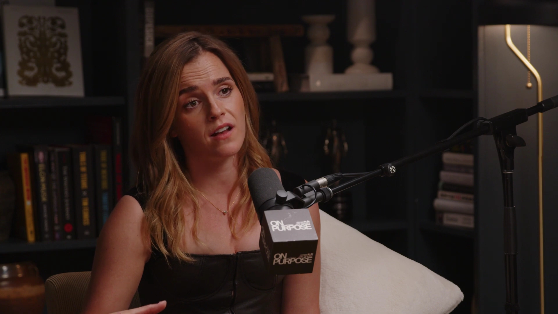 EmmaWatsonFan-dot-nl_2025OnPurposeWithJayShetty3302.jpg