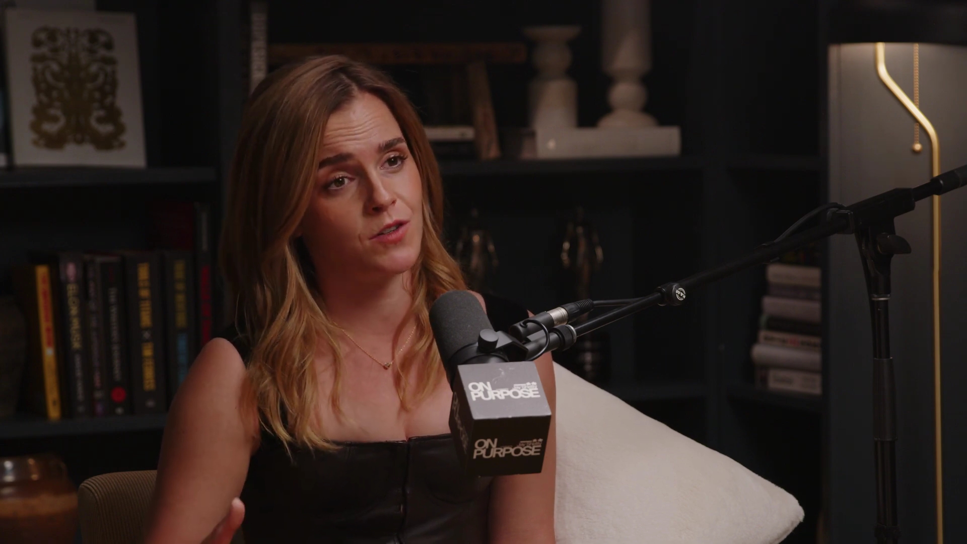 EmmaWatsonFan-dot-nl_2025OnPurposeWithJayShetty3402.jpg