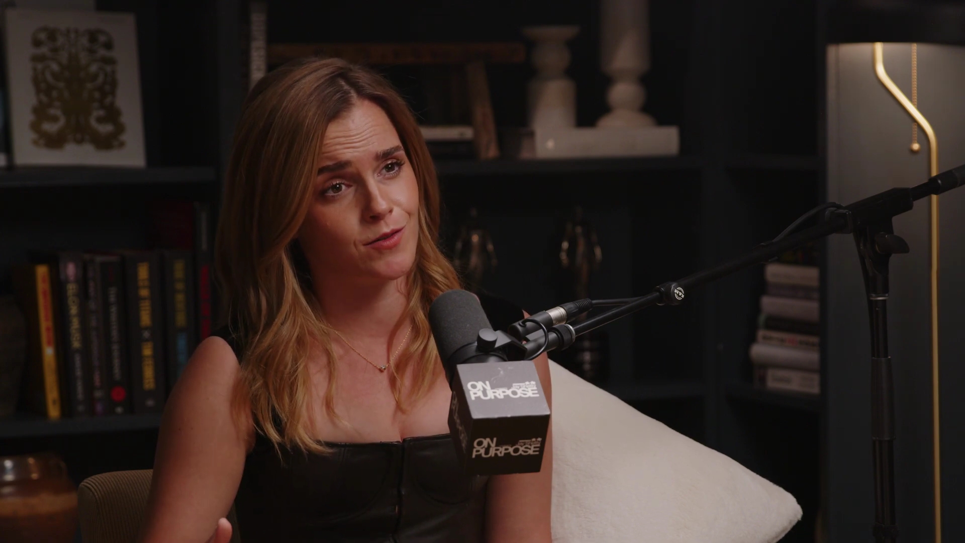 EmmaWatsonFan-dot-nl_2025OnPurposeWithJayShetty3426.jpg