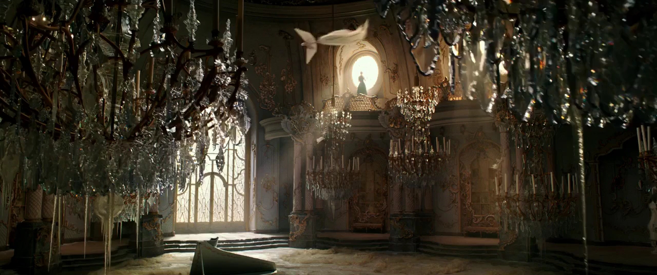 EmmaWatsonFan-dot-NL_BeautyAndtheBeast4017.jpg