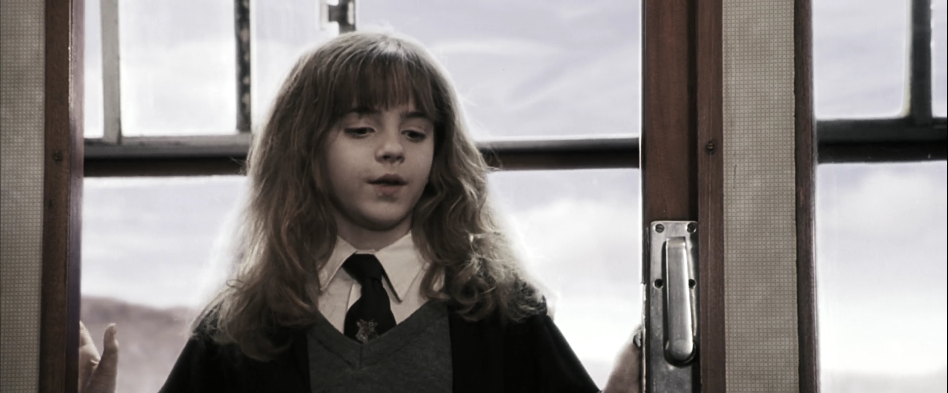 EmmaWatsonFan-dot-nl_HarryPotterandthePhilosophersStone0063.jpg EmmaWatsonFan-dot-nl_HarryPotterandthePhilosophersStone0063.jpg