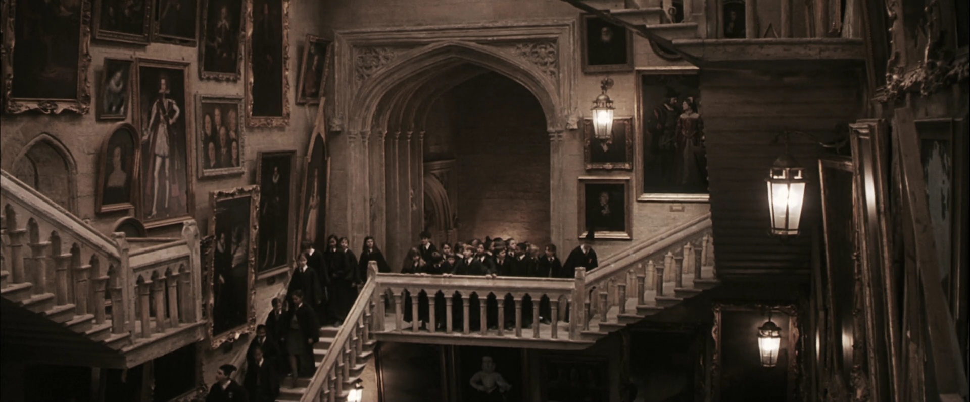 EmmaWatsonFan-dot-nl_HarryPotterandthePhilosophersStone0754.jpg EmmaWatsonFan-dot-nl_HarryPotterandthePhilosophersStone0754.jpg
