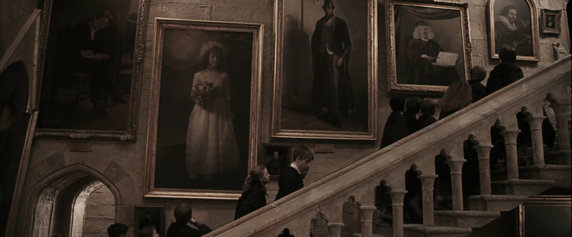EmmaWatsonFan-dot-nl_HarryPotterandthePhilosophersStone0771.jpg EmmaWatsonFan-dot-nl_HarryPotterandthePhilosophersStone0771.jpg