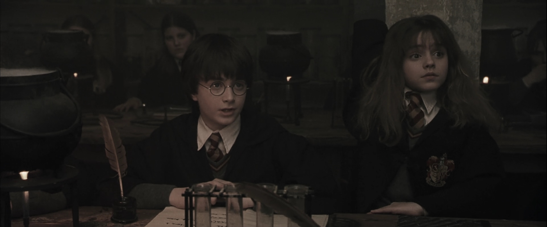 EmmaWatsonFan-dot-nl_HarryPotterandthePhilosophersStone1013.jpg