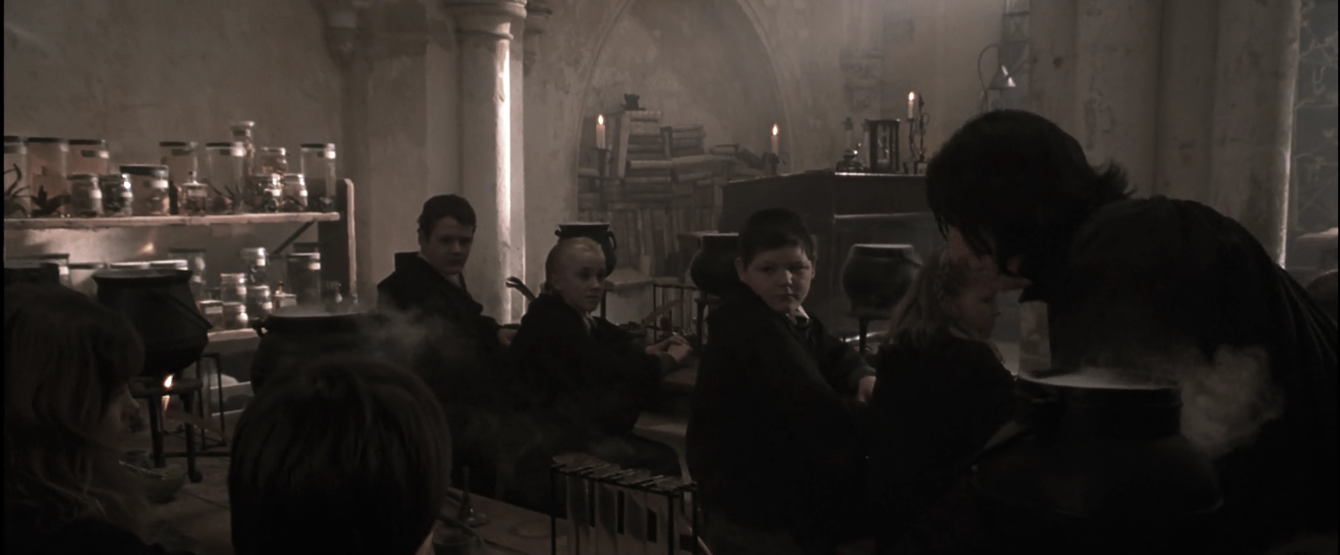 EmmaWatsonFan-dot-nl_HarryPotterandthePhilosophersStone1053.jpg