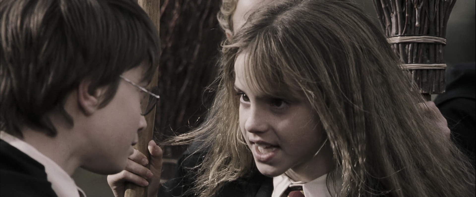 EmmaWatsonFan-dot-nl_HarryPotterandthePhilosophersStone1399.jpg