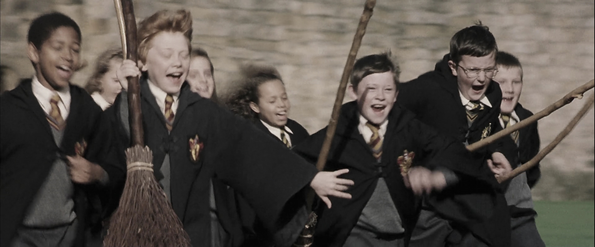 EmmaWatsonFan-dot-nl_HarryPotterandthePhilosophersStone1445.jpg