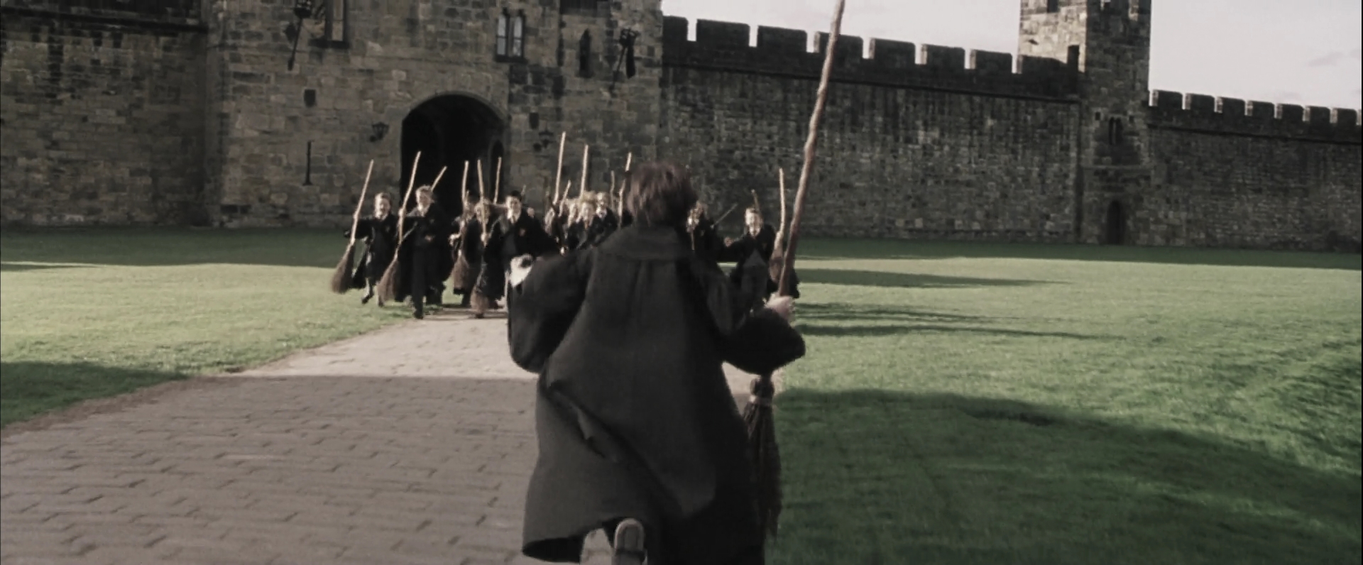 EmmaWatsonFan-dot-nl_HarryPotterandthePhilosophersStone1448.jpg EmmaWatsonFan-dot-nl_HarryPotterandthePhilosophersStone1448.jpg
