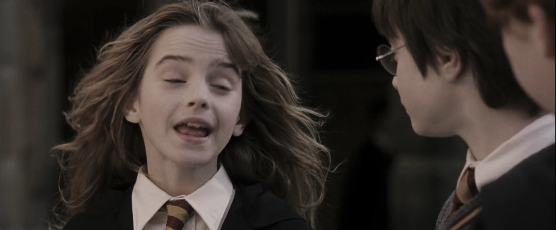 EmmaWatsonFan-dot-nl_HarryPotterandthePhilosophersStone1540.jpg EmmaWatsonFan-dot-nl_HarryPotterandthePhilosophersStone1540.jpg