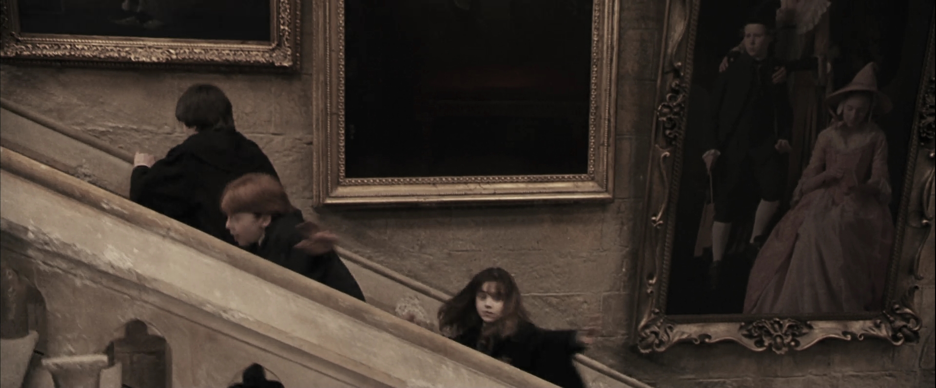 EmmaWatsonFan-dot-nl_HarryPotterandthePhilosophersStone1568.jpg EmmaWatsonFan-dot-nl_HarryPotterandthePhilosophersStone1568.jpg