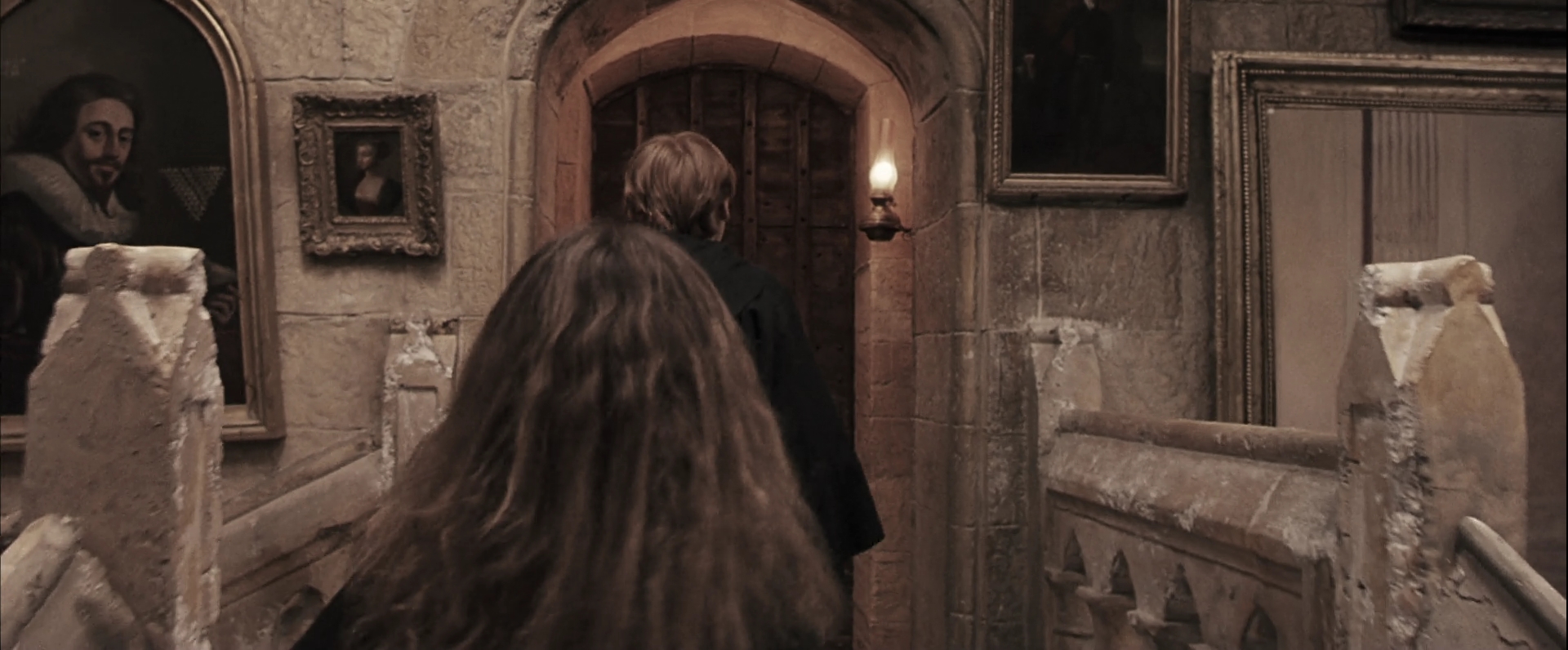 EmmaWatsonFan-dot-nl_HarryPotterandthePhilosophersStone1586.jpg EmmaWatsonFan-dot-nl_HarryPotterandthePhilosophersStone1586.jpg