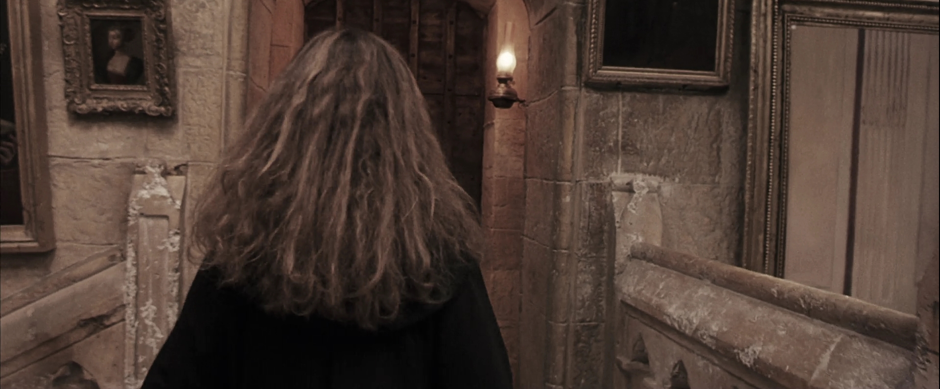 EmmaWatsonFan-dot-nl_HarryPotterandthePhilosophersStone1587.jpg EmmaWatsonFan-dot-nl_HarryPotterandthePhilosophersStone1587.jpg