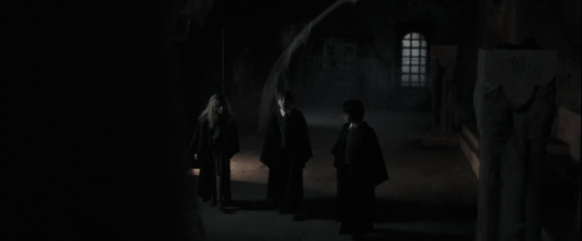 EmmaWatsonFan-dot-nl_HarryPotterandthePhilosophersStone1598.jpg EmmaWatsonFan-dot-nl_HarryPotterandthePhilosophersStone1598.jpg
