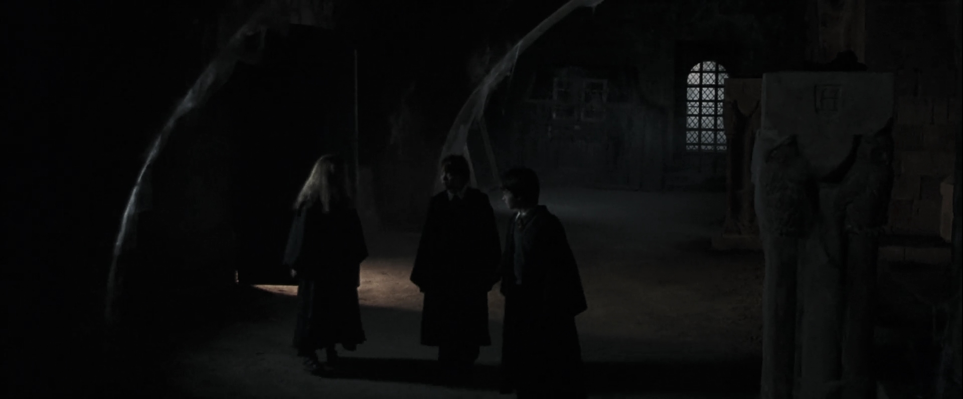 EmmaWatsonFan-dot-nl_HarryPotterandthePhilosophersStone1599.jpg EmmaWatsonFan-dot-nl_HarryPotterandthePhilosophersStone1599.jpg
