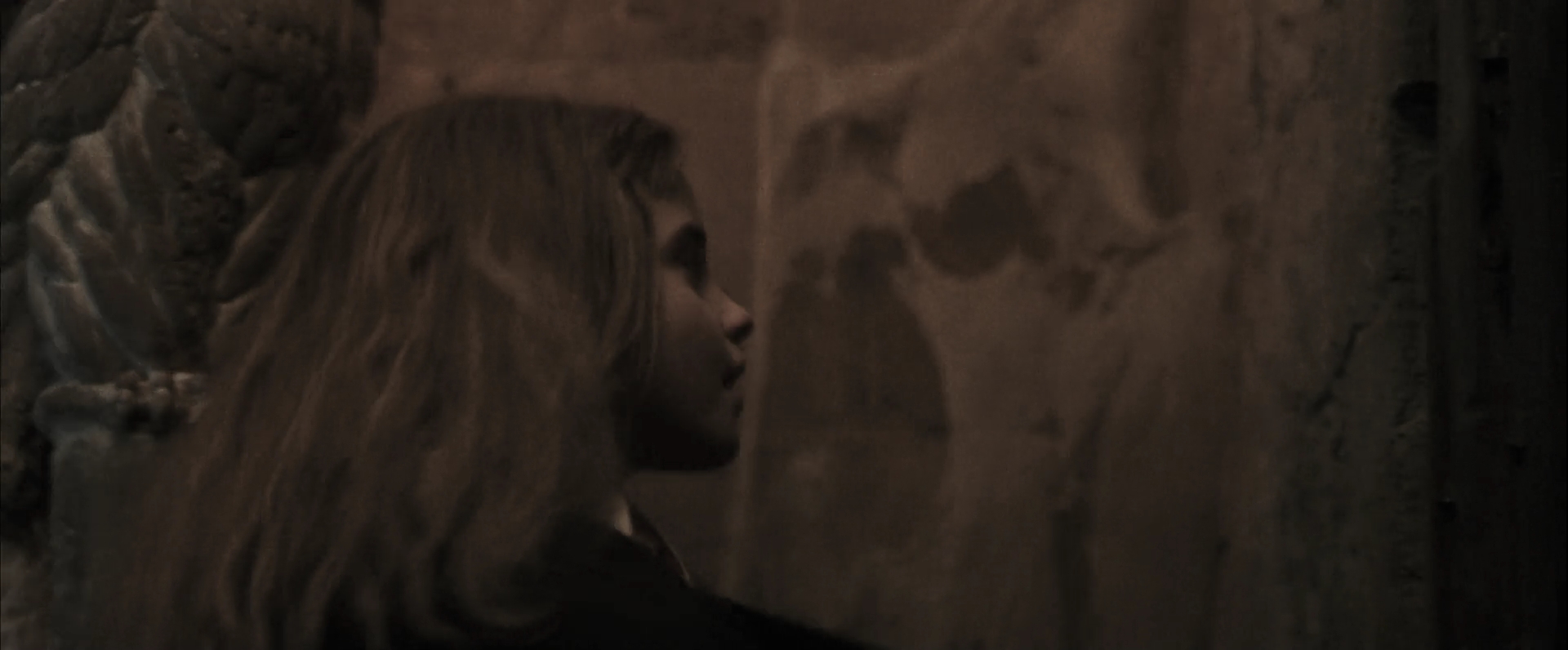 EmmaWatsonFan-dot-nl_HarryPotterandthePhilosophersStone1627.jpg EmmaWatsonFan-dot-nl_HarryPotterandthePhilosophersStone1627.jpg