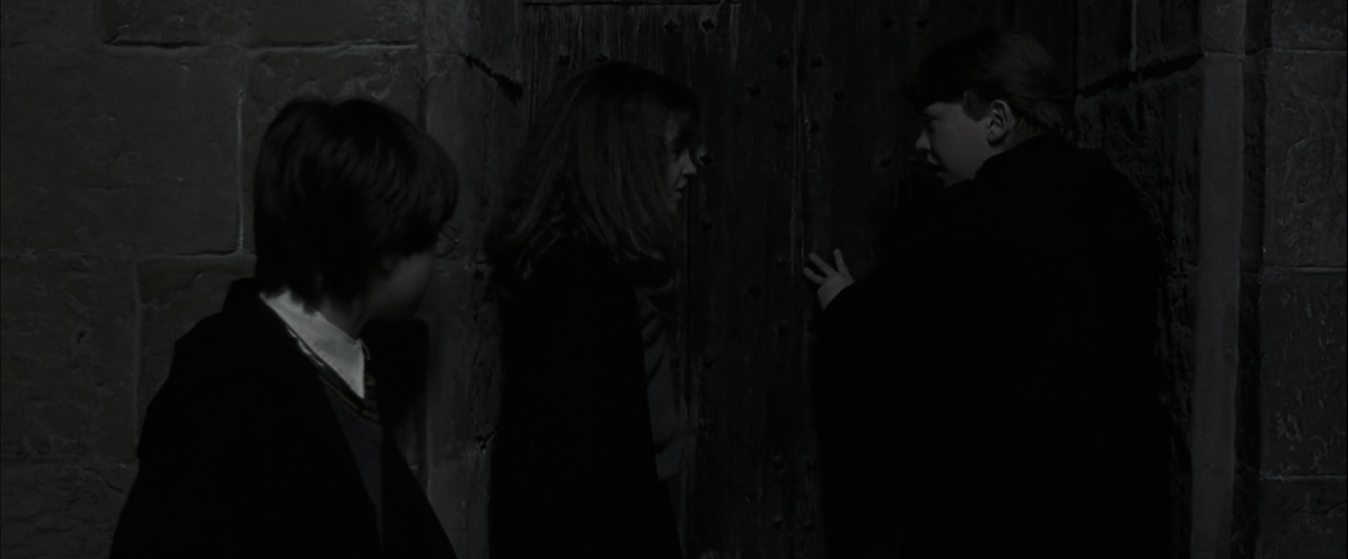 EmmaWatsonFan-dot-nl_HarryPotterandthePhilosophersStone1636.jpg EmmaWatsonFan-dot-nl_HarryPotterandthePhilosophersStone1636.jpg