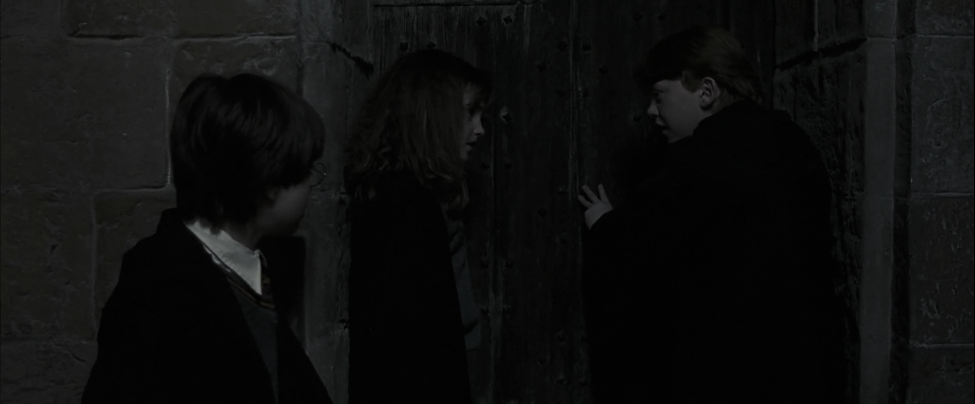 EmmaWatsonFan-dot-nl_HarryPotterandthePhilosophersStone1637.jpg EmmaWatsonFan-dot-nl_HarryPotterandthePhilosophersStone1637.jpg