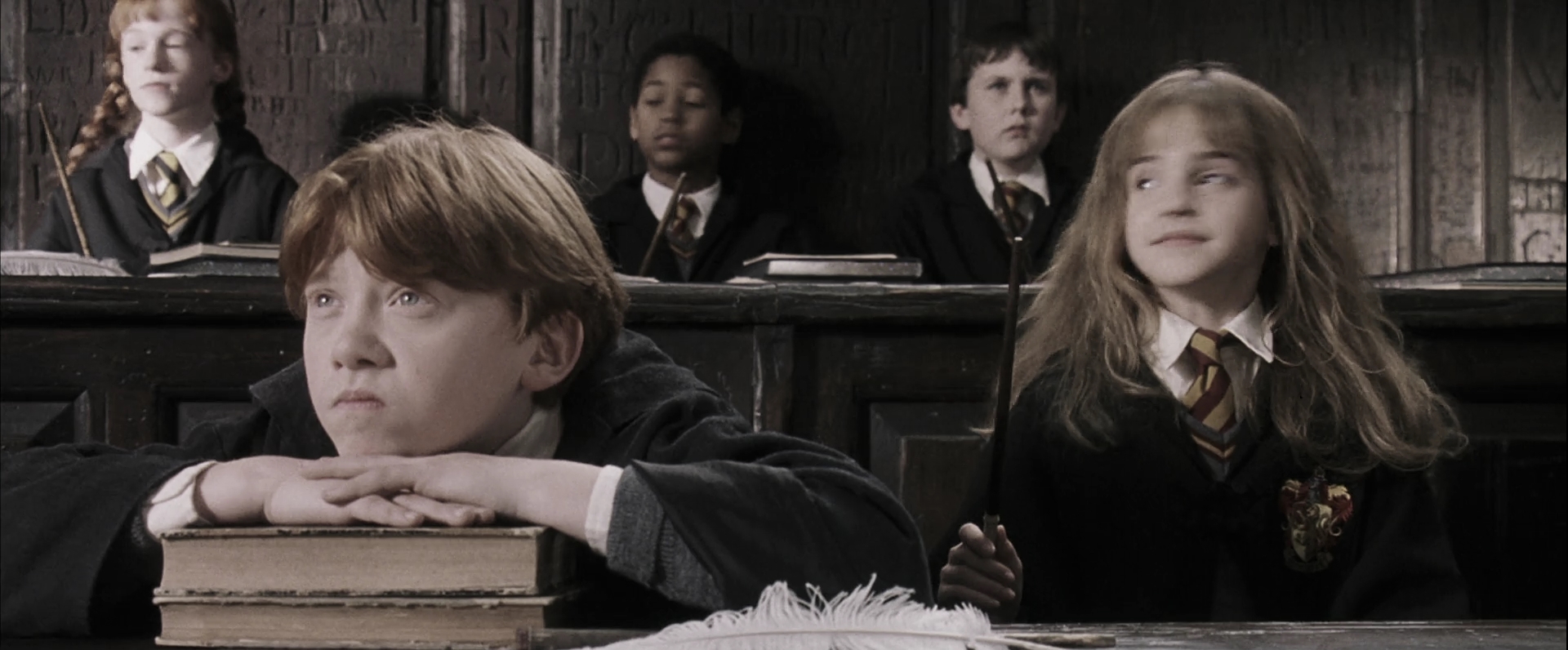 EmmaWatsonFan-dot-nl_HarryPotterandthePhilosophersStone1929.jpg EmmaWatsonFan-dot-nl_HarryPotterandthePhilosophersStone1929.jpg