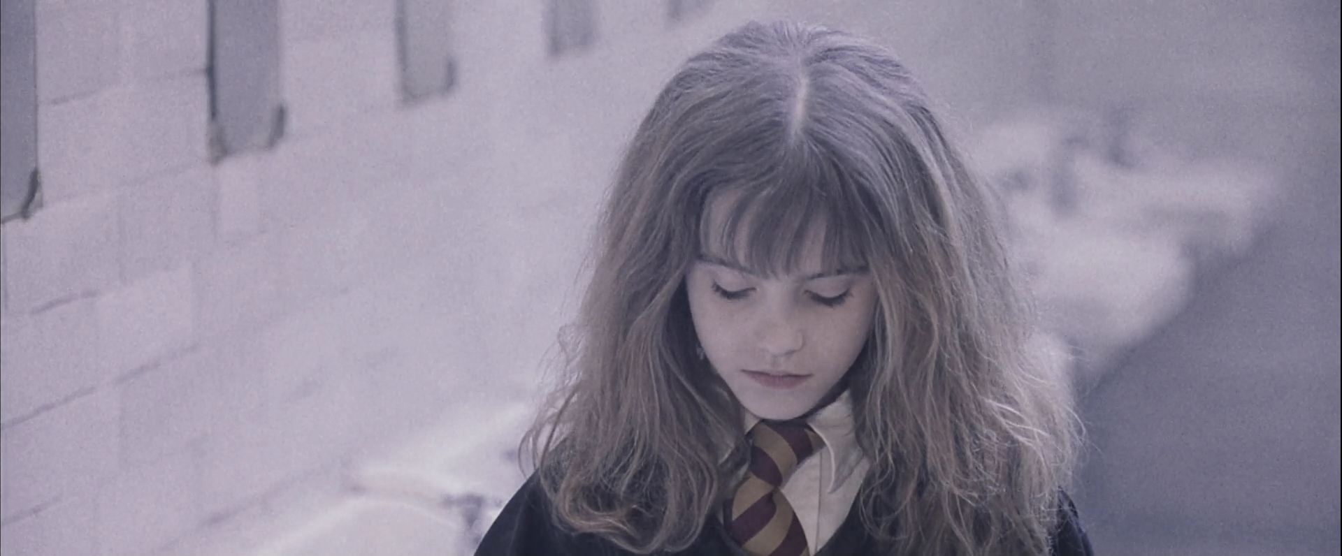 EmmaWatsonFan-dot-nl_HarryPotterandthePhilosophersStone2261.jpg