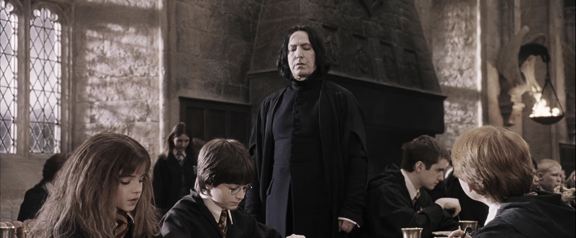 EmmaWatsonFan-dot-nl_HarryPotterandthePhilosophersStone2333.jpg EmmaWatsonFan-dot-nl_HarryPotterandthePhilosophersStone2333.jpg
