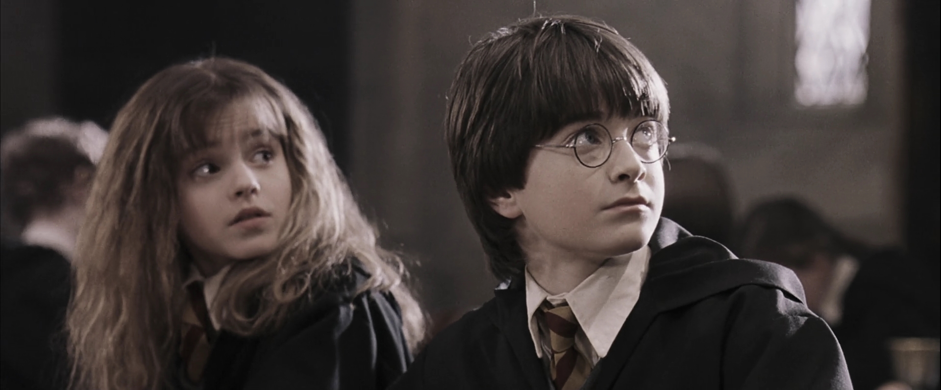 EmmaWatsonFan-dot-nl_HarryPotterandthePhilosophersStone2335.jpg EmmaWatsonFan-dot-nl_HarryPotterandthePhilosophersStone2335.jpg