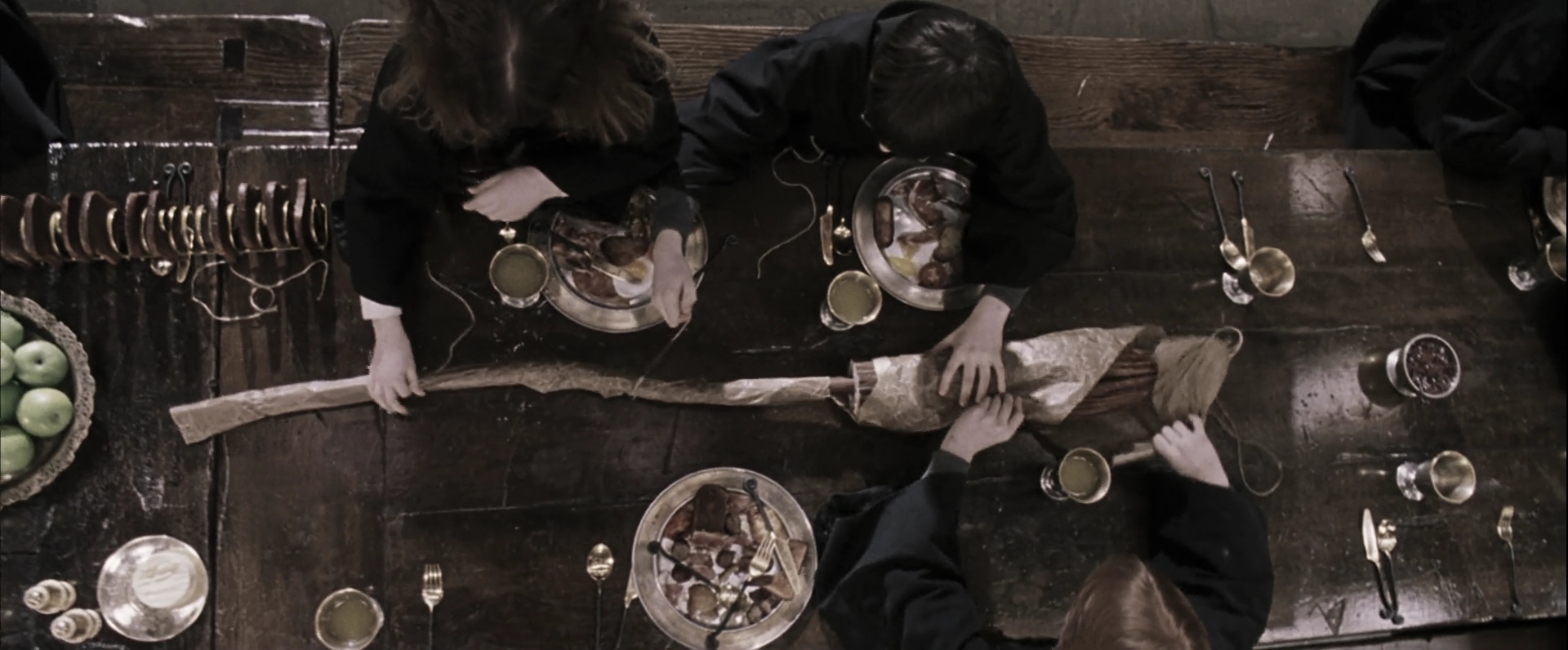 EmmaWatsonFan-dot-nl_HarryPotterandthePhilosophersStone2405.jpg EmmaWatsonFan-dot-nl_HarryPotterandthePhilosophersStone2405.jpg