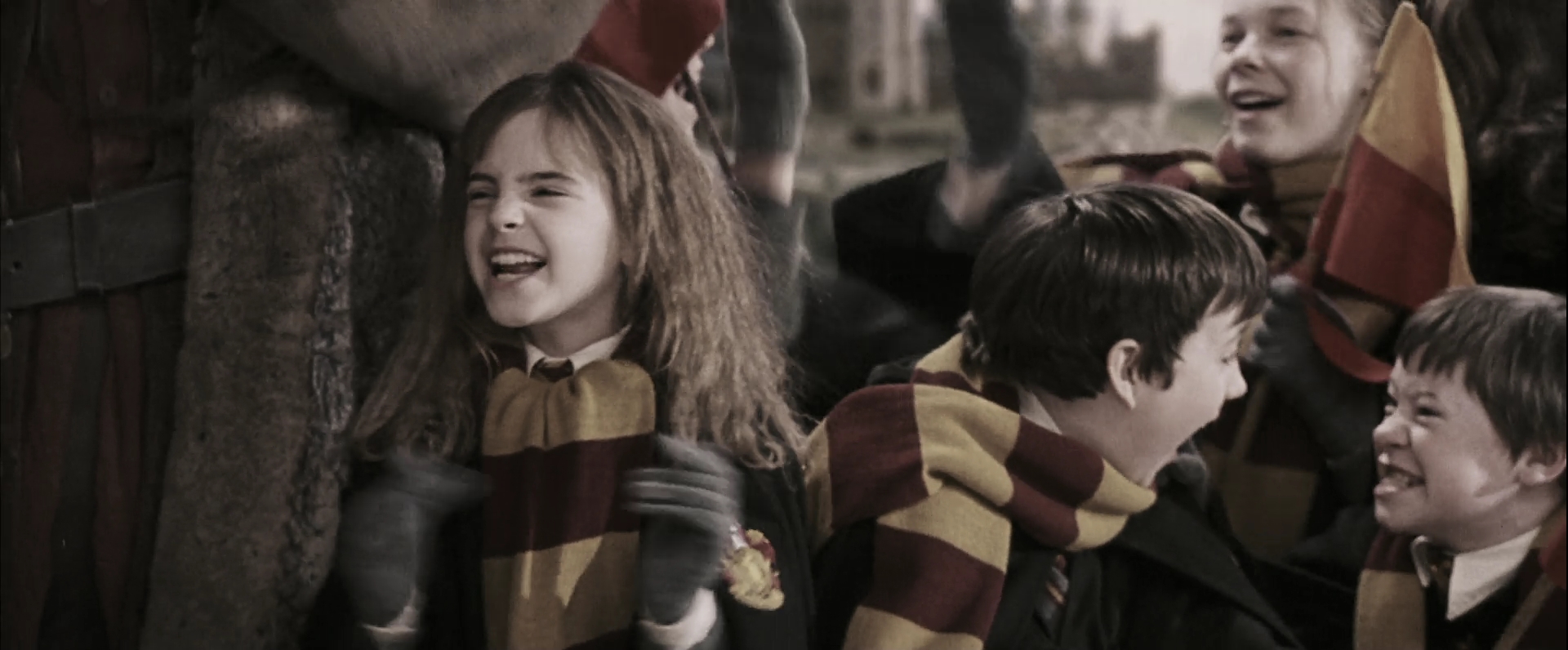 EmmaWatsonFan-dot-nl_HarryPotterandthePhilosophersStone2627.jpg
